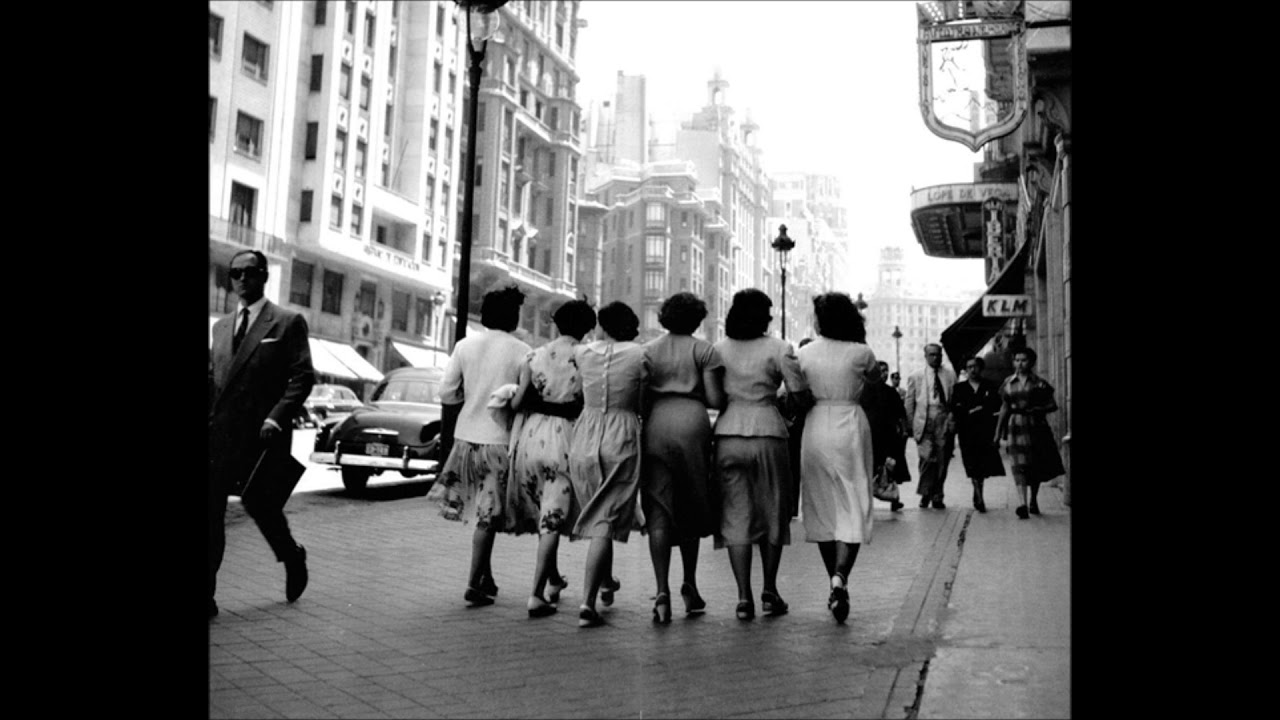 Luisita Calle - Barquillito de canela (1950)