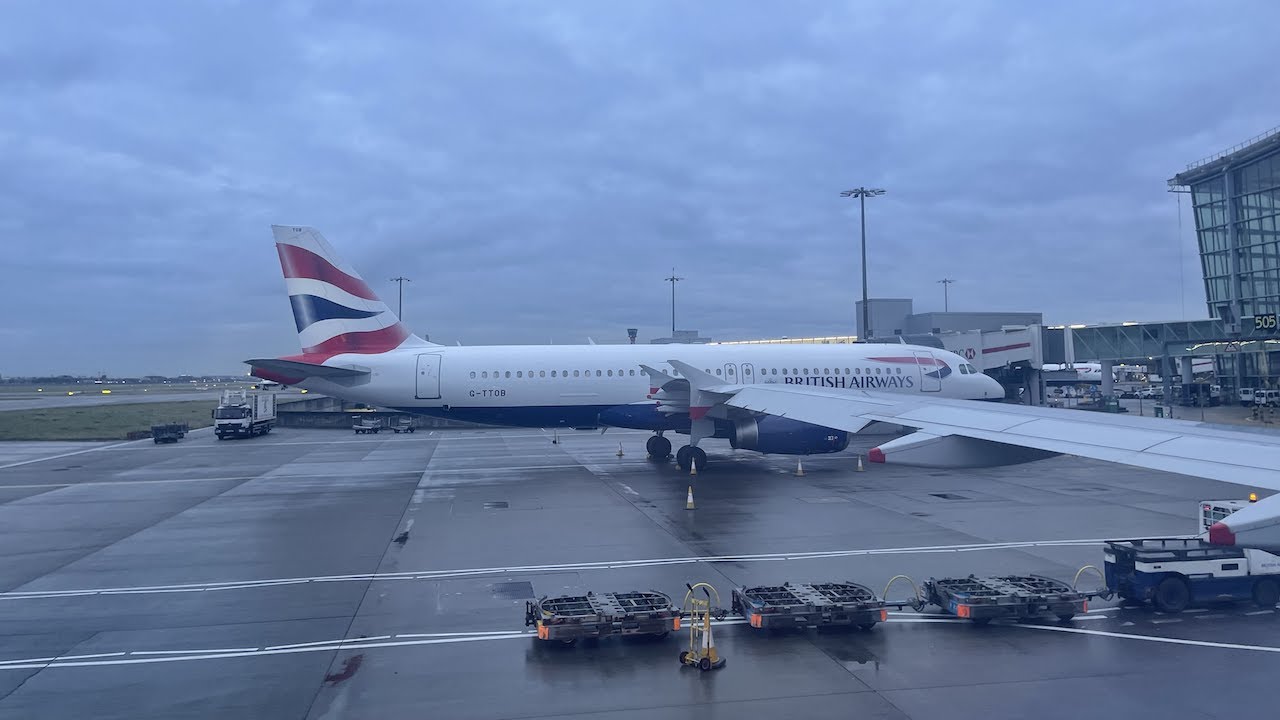 British Airways / Flight from London Heathrow to Berlin / LHR-BER