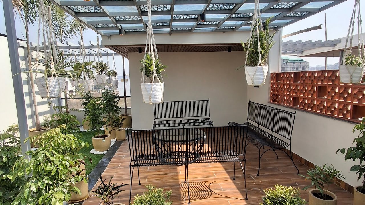 155 gaj mai bana 4 bhk lift villa on 40 feet road and east facing 