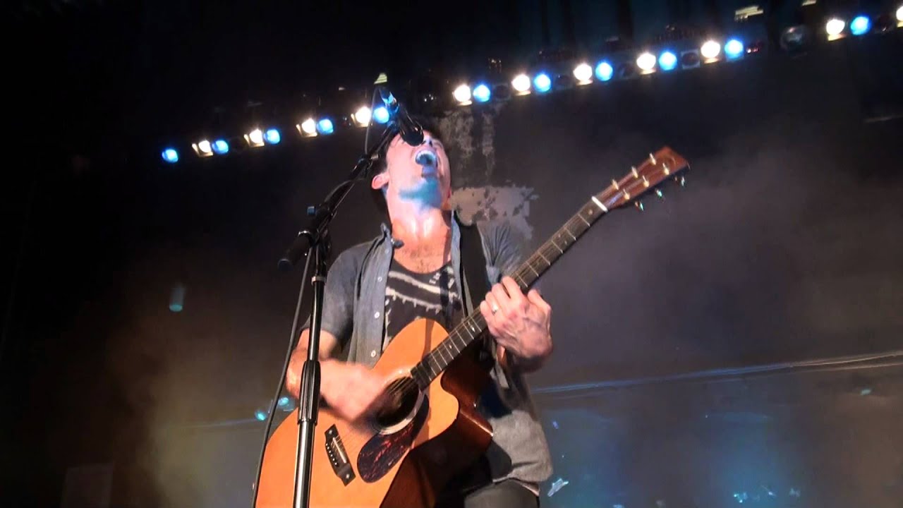 Phil Wickham - Spirit of The Living God - Movement NYC 2012