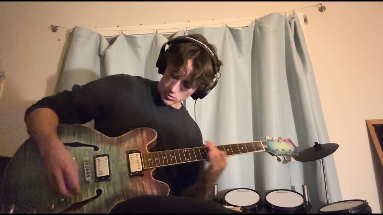 Somebody get this guy a metronome