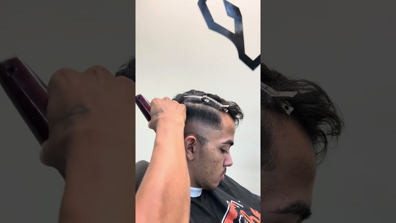 Você barbeiro quer saber o segredo de um degrade prefeito acompanha o vídeo até o final ￼💈🧠
