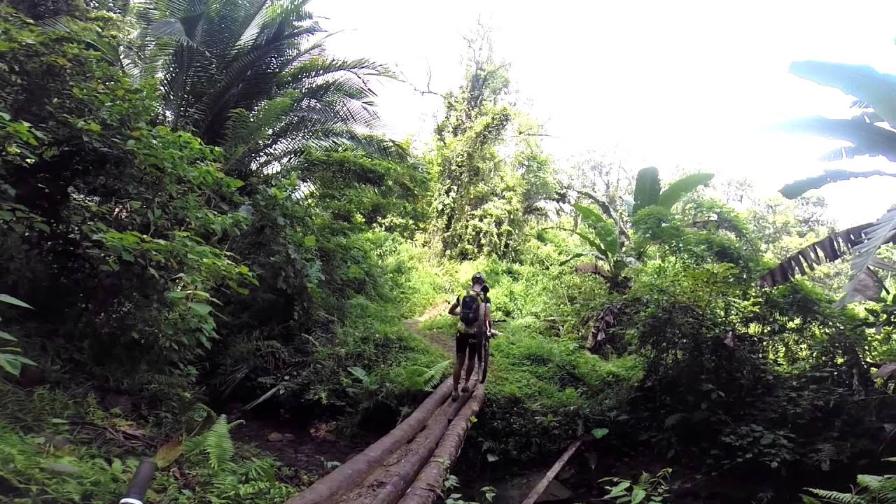 Vredeseilanden Classics Sulawesi 2014 trailer