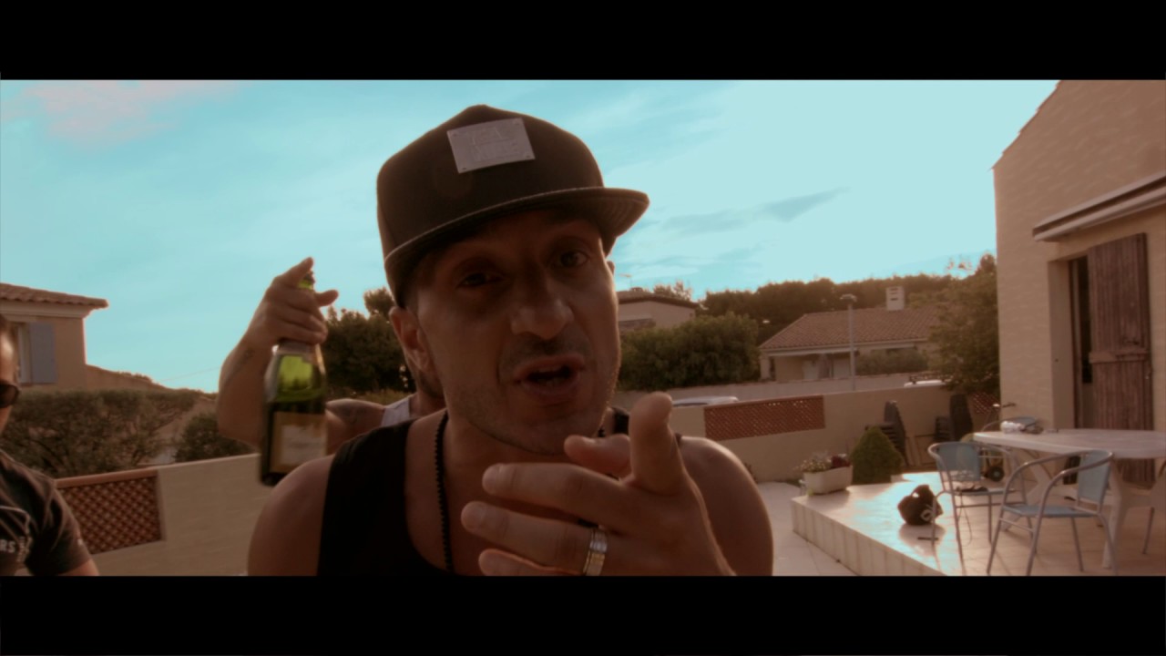 TOUS SALOPARDS - I have a drink