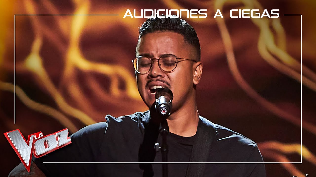 Anderson Lima da Silva canta 