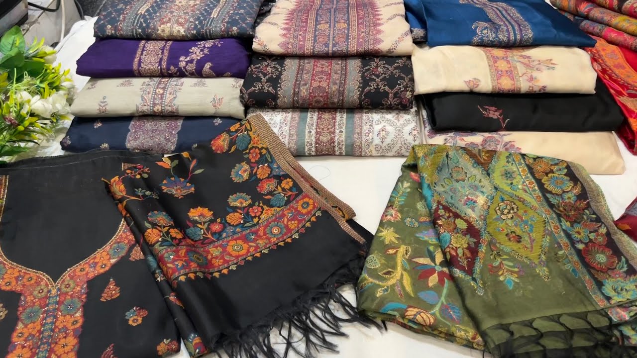 Most Premium silk Weaving Jamawar Suits & Dupattas. WhatsApp: +91-7051012285  #jamawar #kanisilk