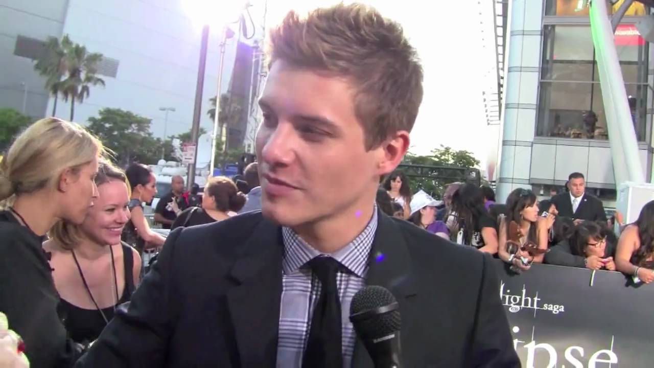 ECLIPSE Premiere: Xavier Samuel (Riley)