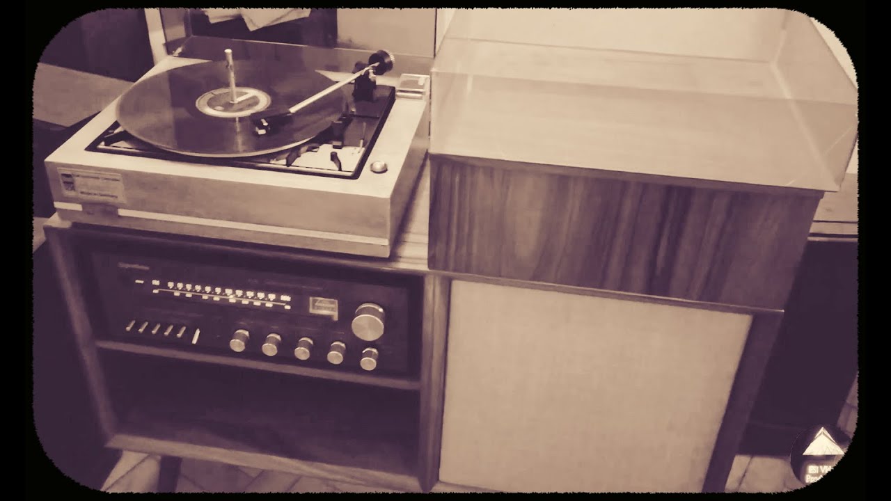 Móvel Rack de Vitrola Vintage Toca Discos Dual 1214 e Receiver Acoplado Nostalgia