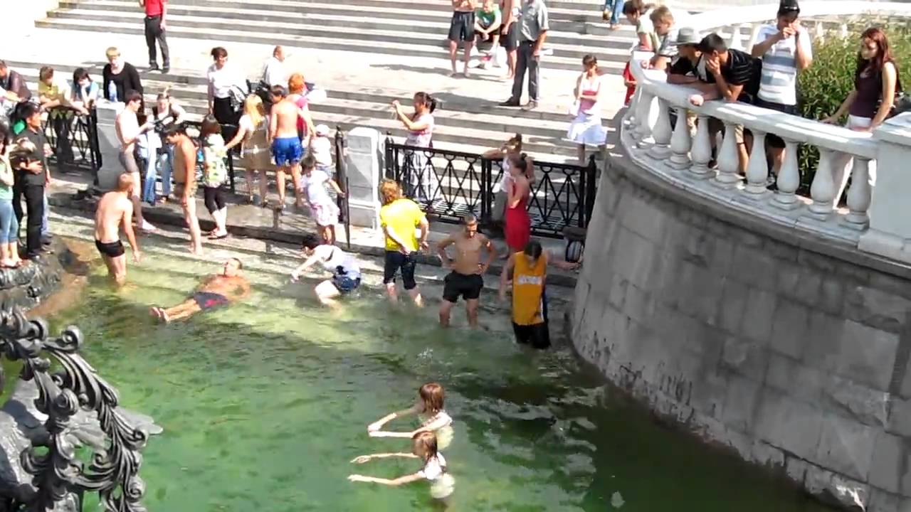 wetlook fountain