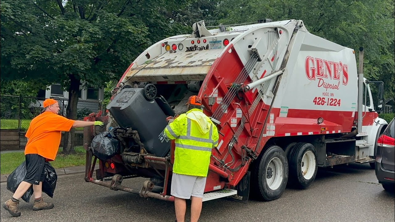 Gene’s Disposal Freightliner McNeilus Rear Loader Garbage Truck Packing Heavy St Paul Trash