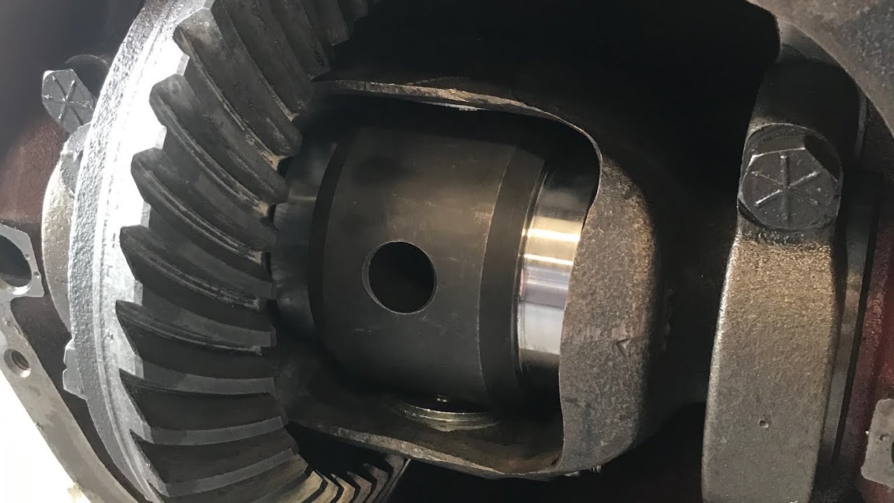 How to install a Mini Spool in a Holden 10 bolt Salisbury Diff EPS 6