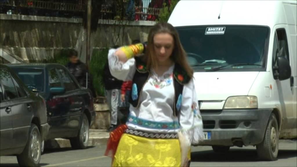Eva DUSHAJ   SOFRA BUJARE