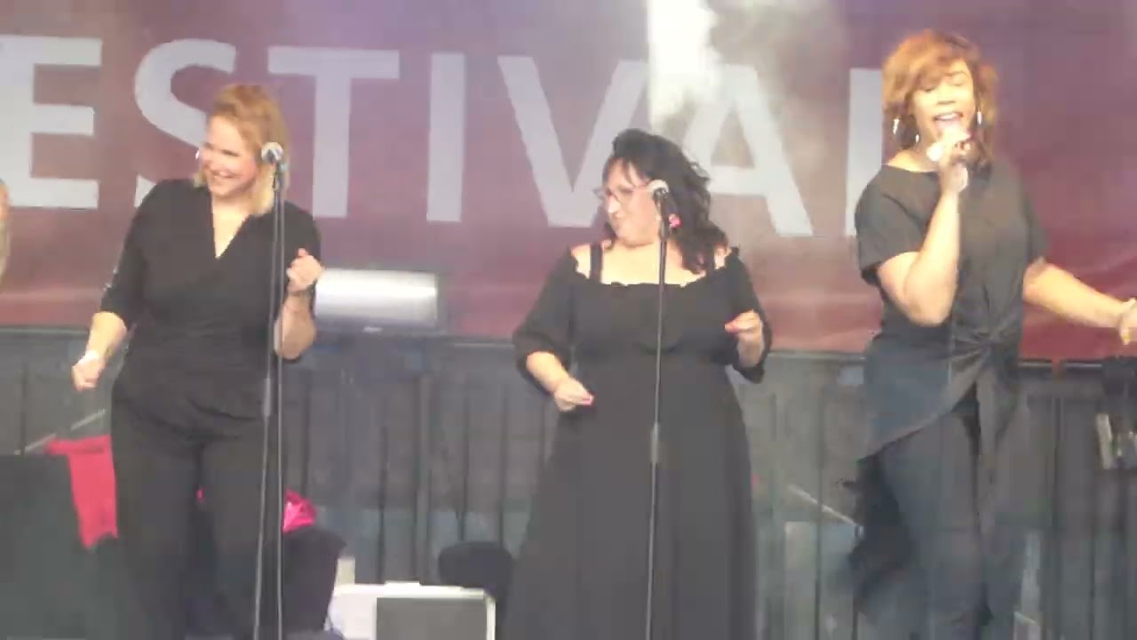 Vocal Lights mit Jessy Martens - Chain of fools - Duckstein festival L&uuml;beck, 14.08.2022