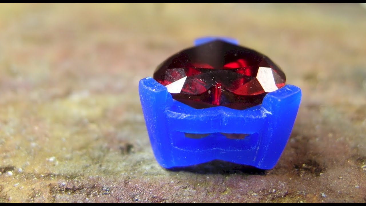 Wax Carving For A Heart Shaped Stone