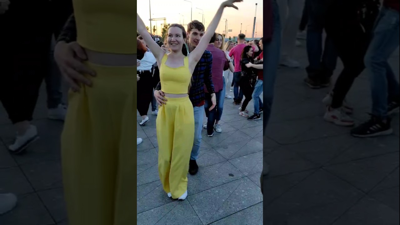 open air bachata dance #bachata #salsa #dance #kizomba #tango #zumba Sankt Peterburg - Russia