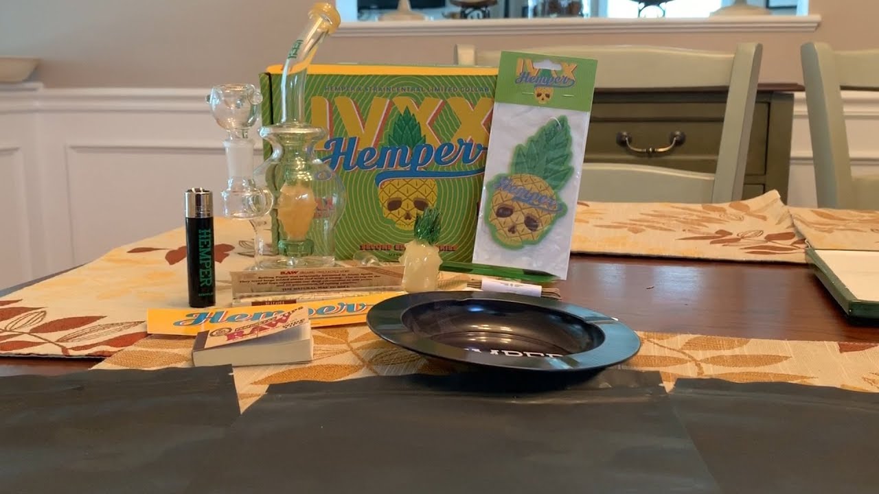APRIL HEMPER BOX 2019