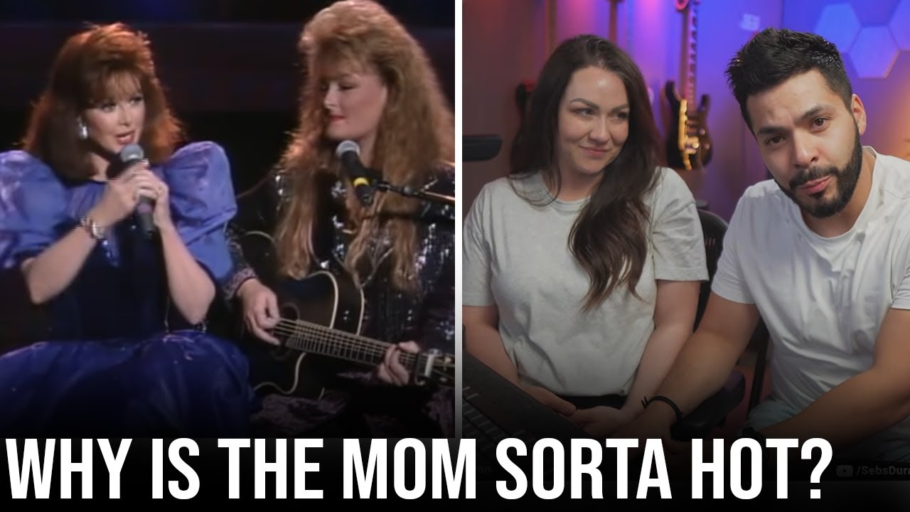 We watch The Judds perform live and it's.... (Reaction!)