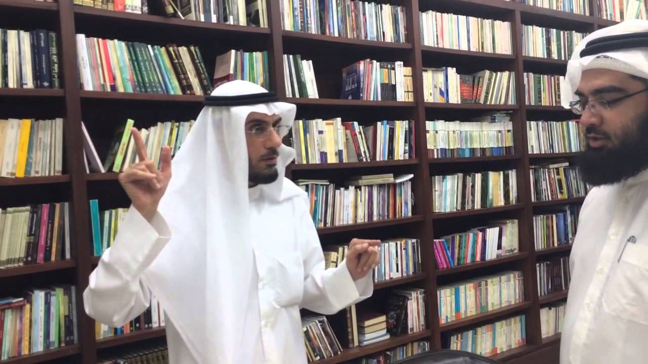 جولة في مكتبة الدكتور محمد العوضي مع حسن الحسيني