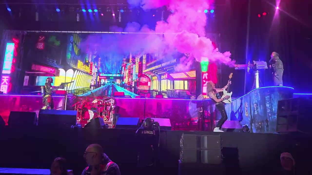 Iron Maiden - Bruce Dickinson & Eddie. Chile 2024.