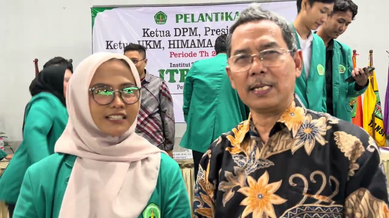 Dr H Noor Rosyadj Rektor ITB Adias melantik Organisasi Mhs 