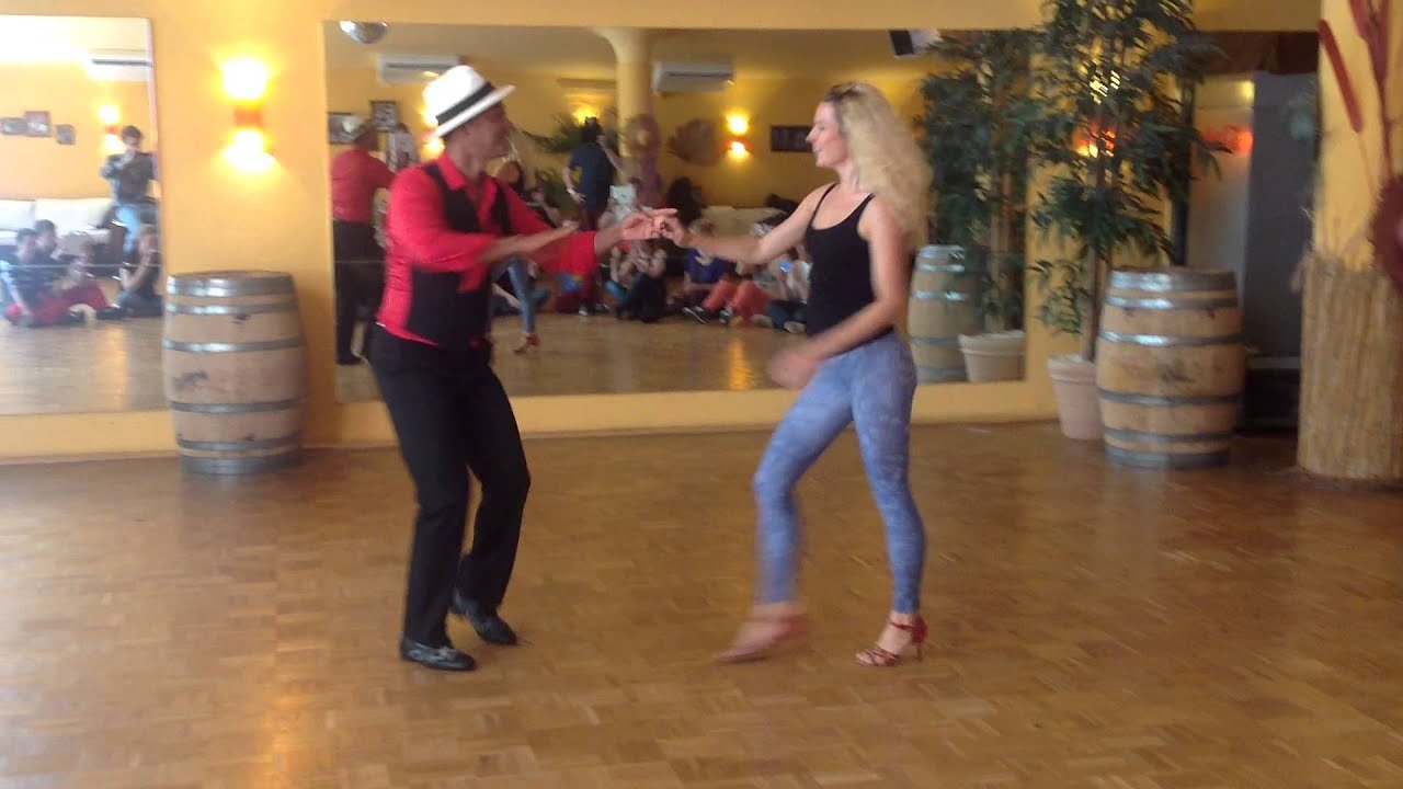 Salsa mit Emile Moise