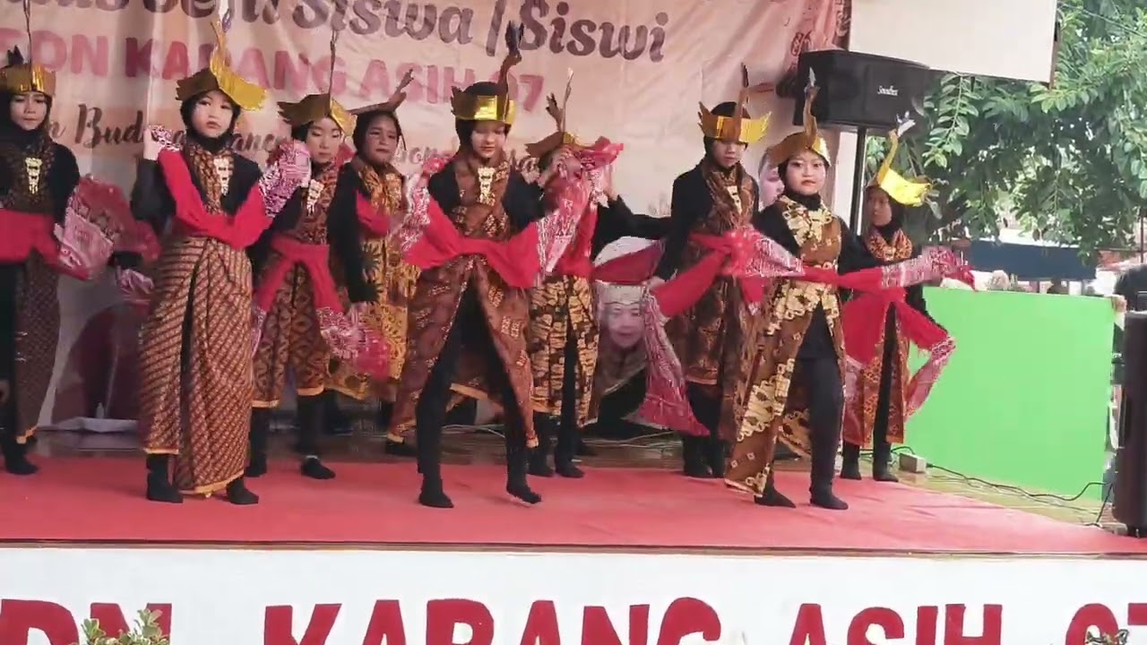 TARI MANUK DADALI KELAS 2 SDN KARANG ASIH 07 CIKARANG UTARA 