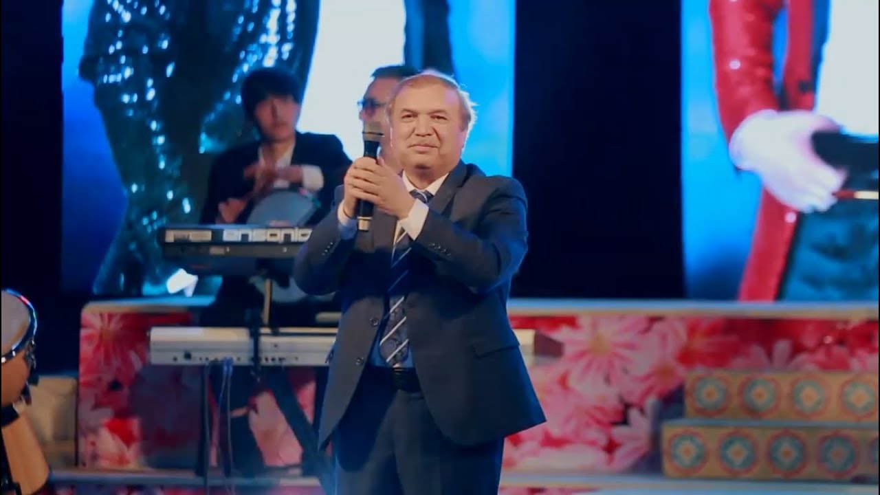 Носирчон Рахимов - Ман меравам магуй аз Шоу-Консерти Абдулаким Узоков 2020 (Весь зал танцует)