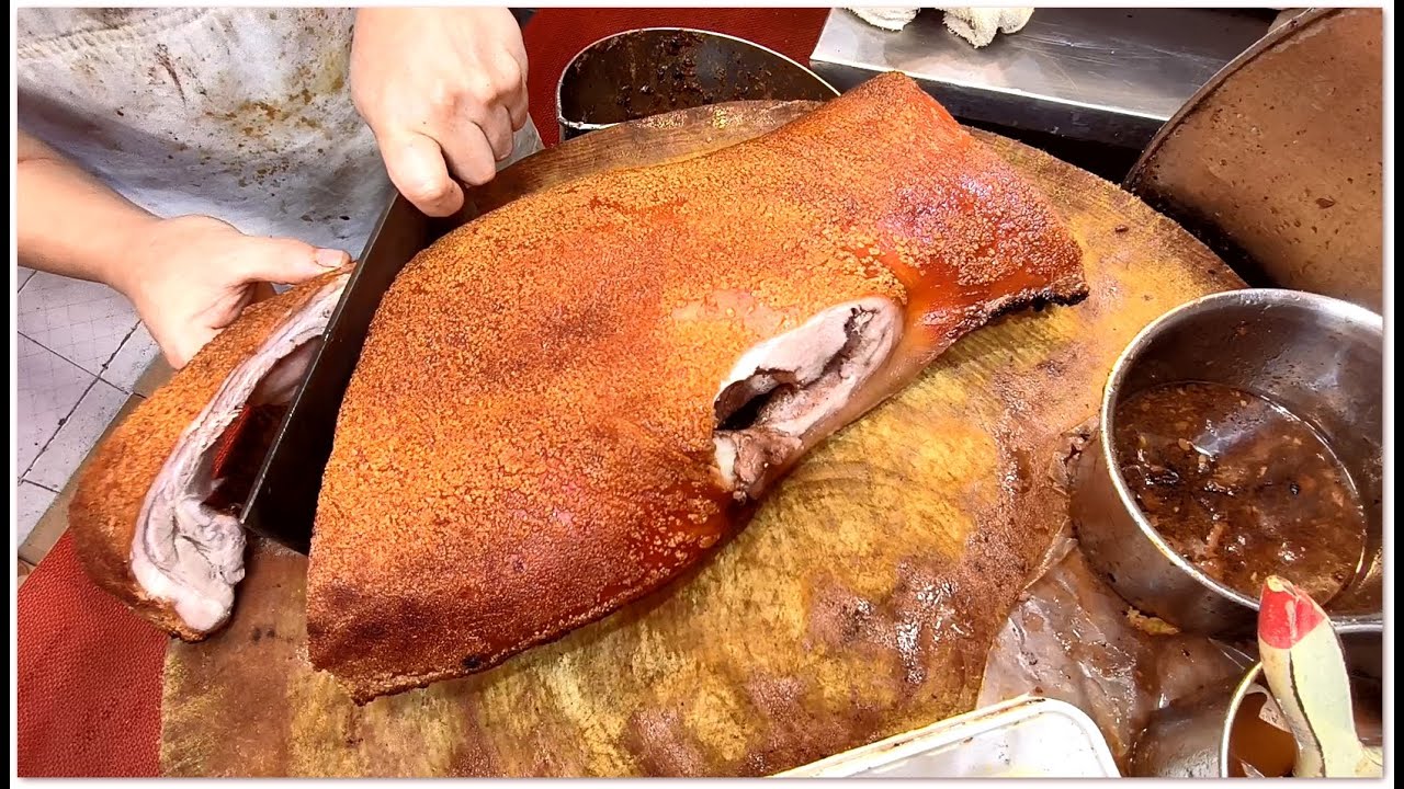 香港燒味 Roast Piglet Roast  Pork Crispy Yummy Hong Kong Food 天天新鮮出爐 脆皮燒乳豬燒腩骨 燒鵝燒鴨皮香肉嫩 香豉油皇乳鴿 香港美食 新強記燒臘