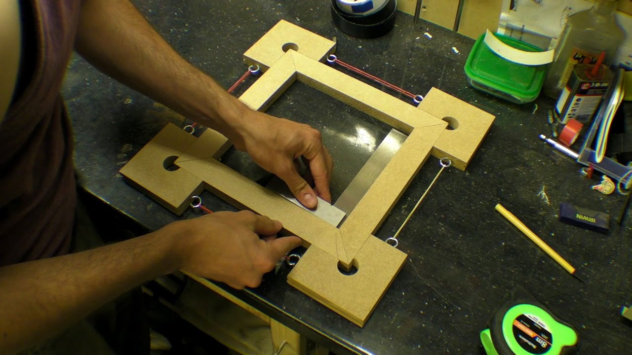 Picture Frame / Box / Corner Clamps - Four Corner Blocks with Rubber Bands