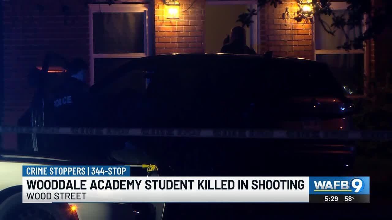 Shooting on Wood St. in Baton Rouge leaves 1 dead, another injured