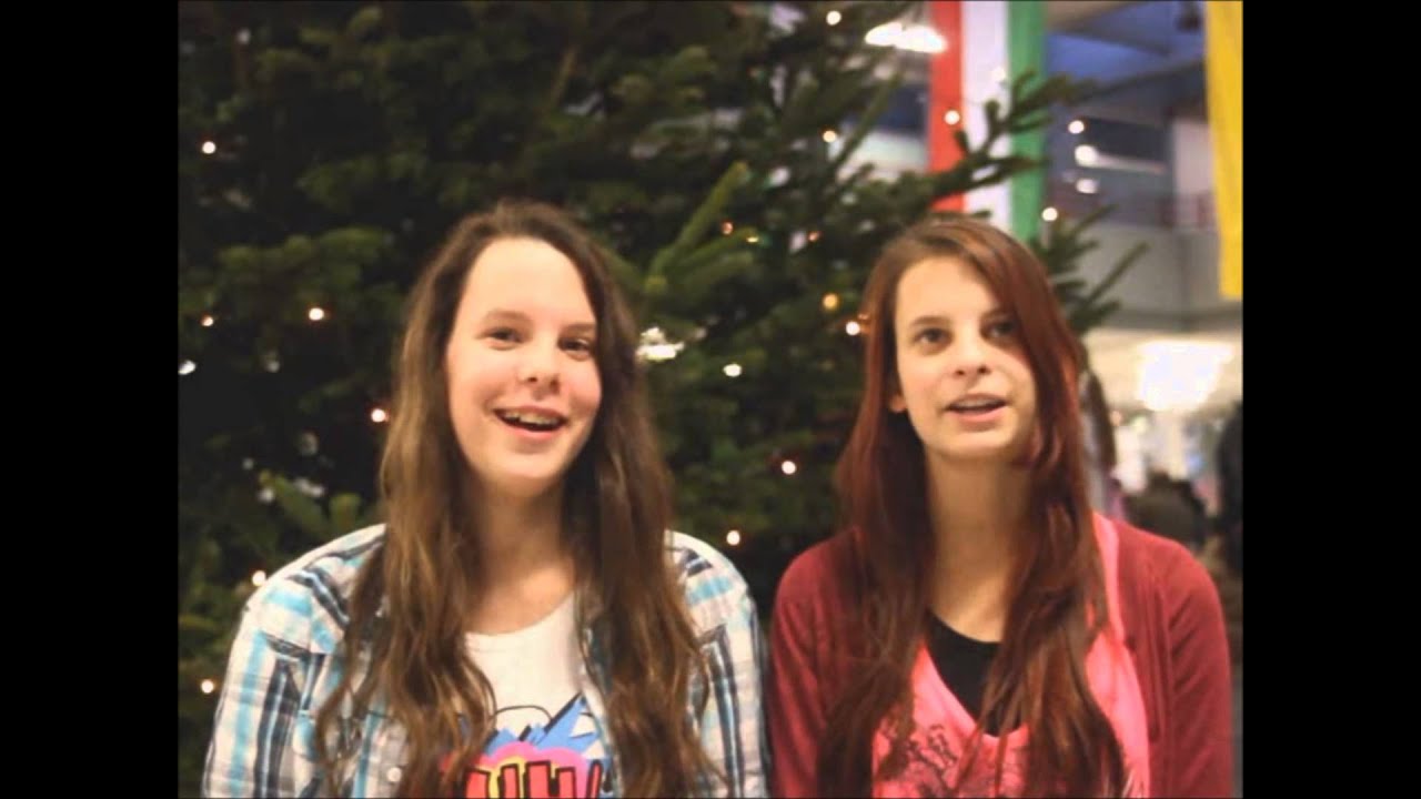 Berger Feld gr&uuml;&szlig;t die Welt - Tamara und Vanessa