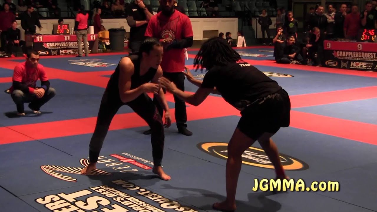 Zoila Gurgel vs Beatrice Branson at Grapplers Quest Worlds in Asbury Park, NJ on DEC 8 2012