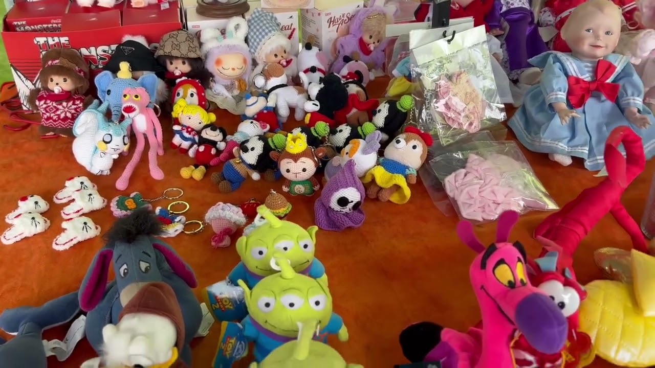 Flea Market Toy Hunting
