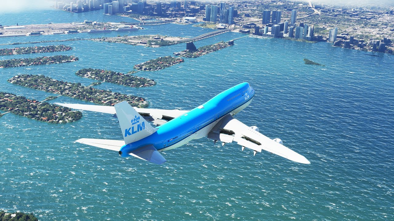 Beautiful View when landing Boeing 747-800 at Miami Airport MFS2020