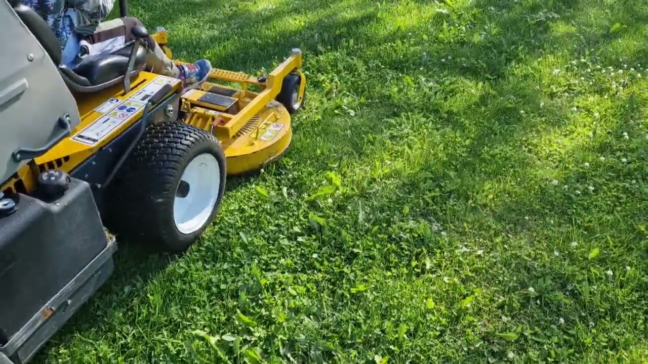 5v leikkaa nurmikkoa Walker S18 leikkurilla 5.8.2023