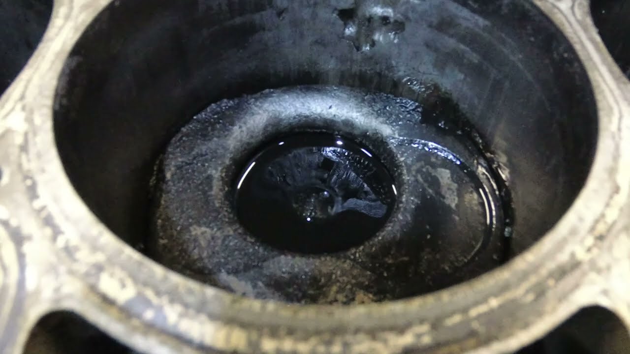 Двигатель разнесло VW T5 2.5 TDI AXD