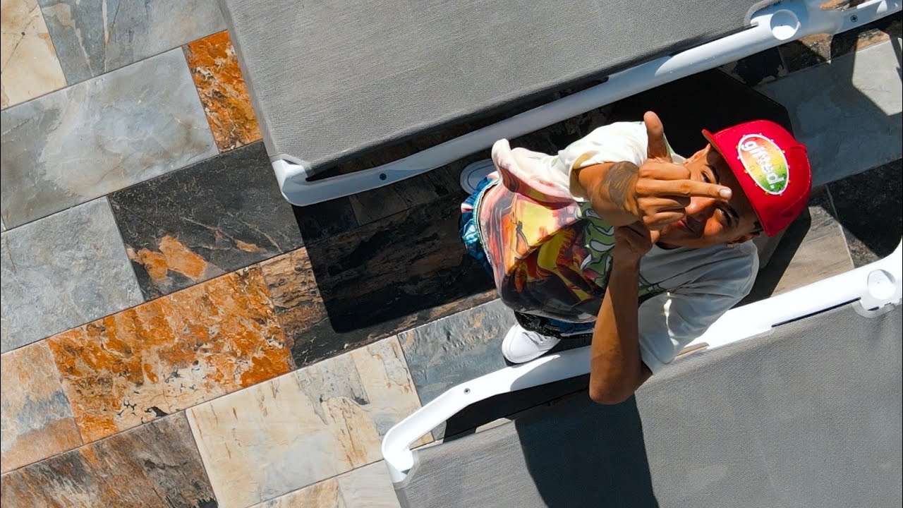 LA TREINTA RD - HAY MALDAD EN EL AIRE (VIDEO OFICIAL) Directed by @compagroup