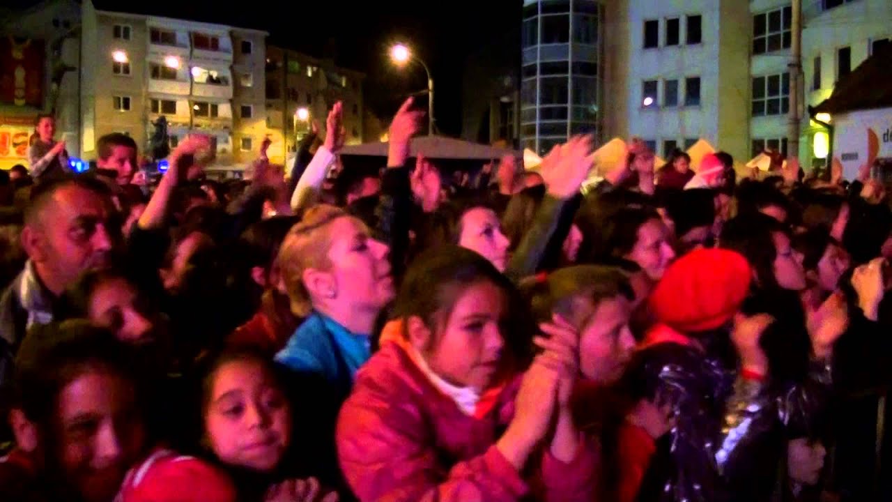 3+2 együttes - A házunk tetején - 30 éves jubileumi turné 2014 HD