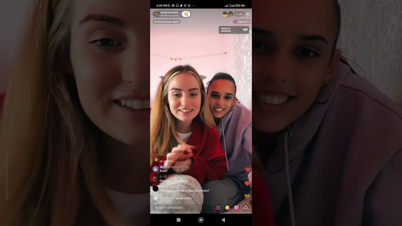 Selene y Carla - Tiktok 07/12/2023