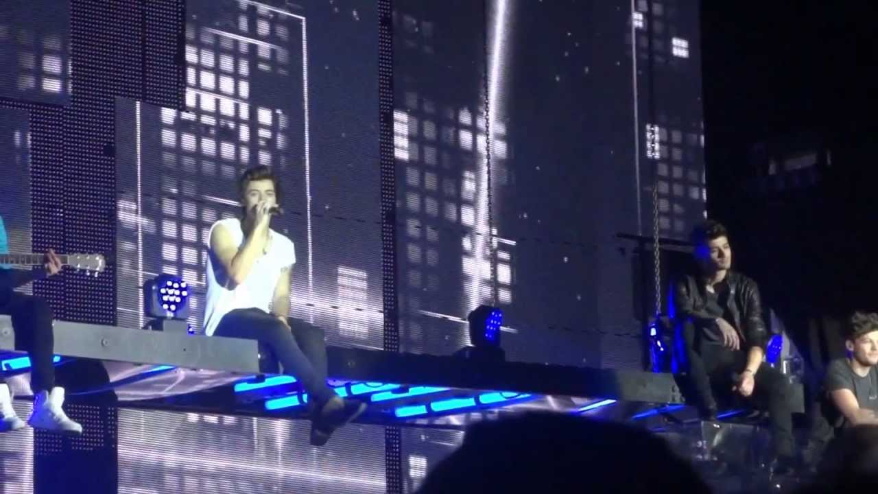 Little Things - One Direction Birmingham Evening Performance 23/3 Take Me Home Tour
