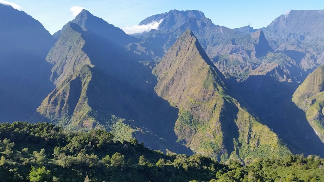 Hiking in Reunion - Cirque de Mafate