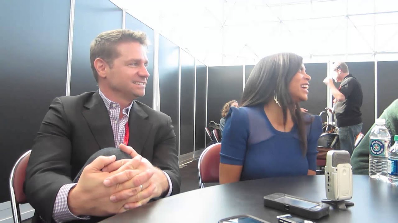 Person of Interest's Greg Plageman & Taraji P. Henson at NYCC