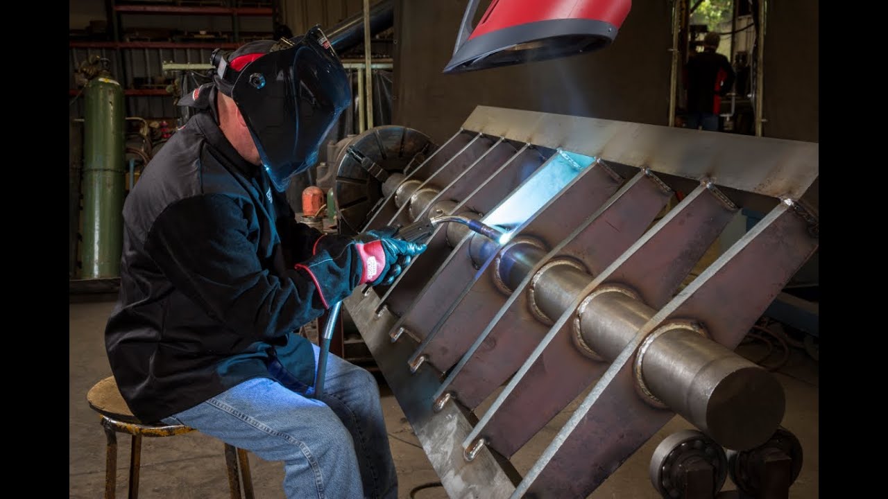 Power Wave® Welders Increase Efficiency &  Lower Cost at Leppert Machine
