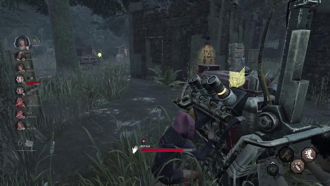 Playing 2v8 dead by Daylight