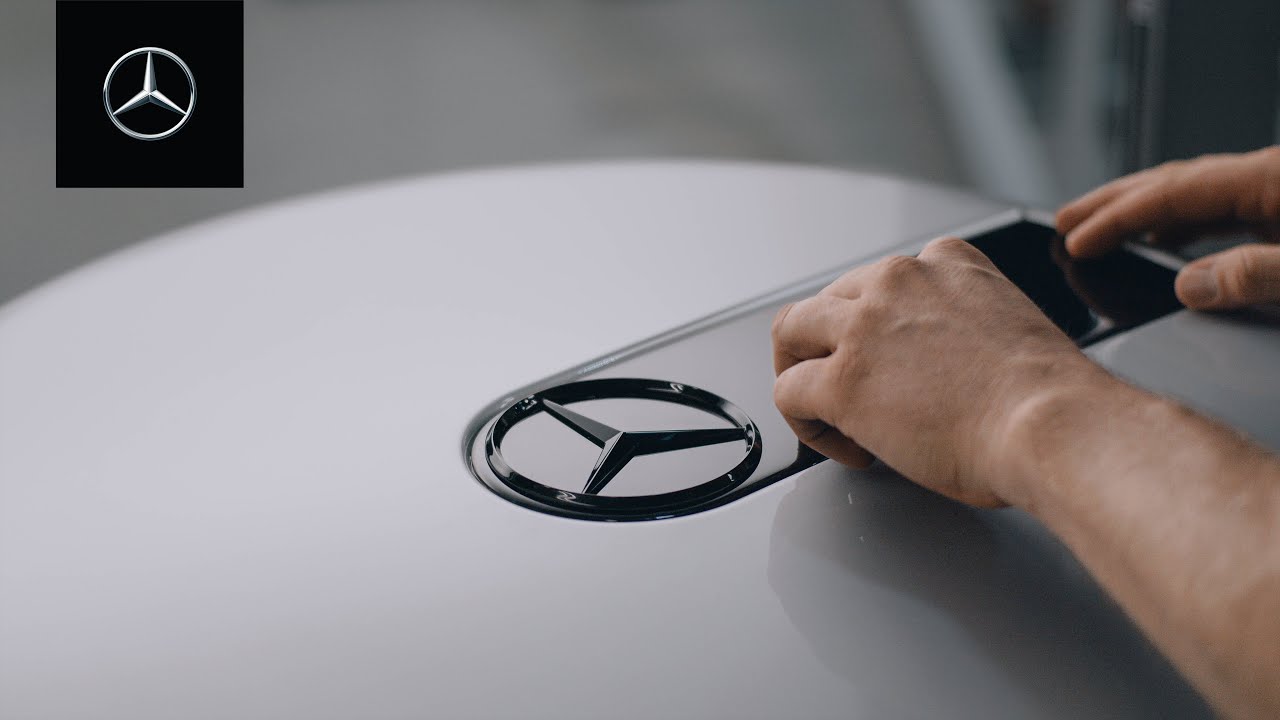 Behind the Scenes of Mercedes-Benz&nbsp;MANUFAKTUR