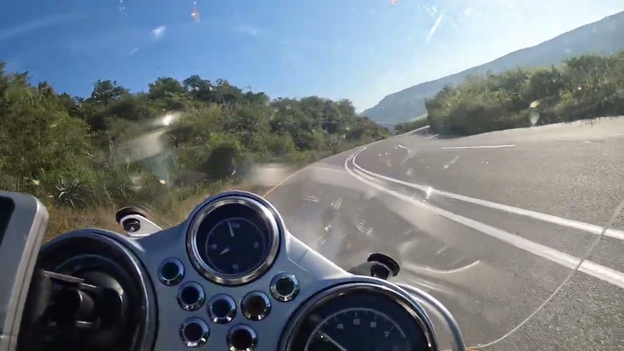 Bmw R1150R slow ride up the mountain