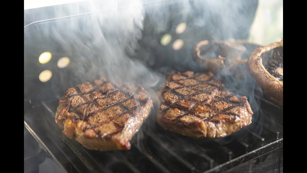 Ribeye,shrimps and mushrooms | Weber Go anywhere