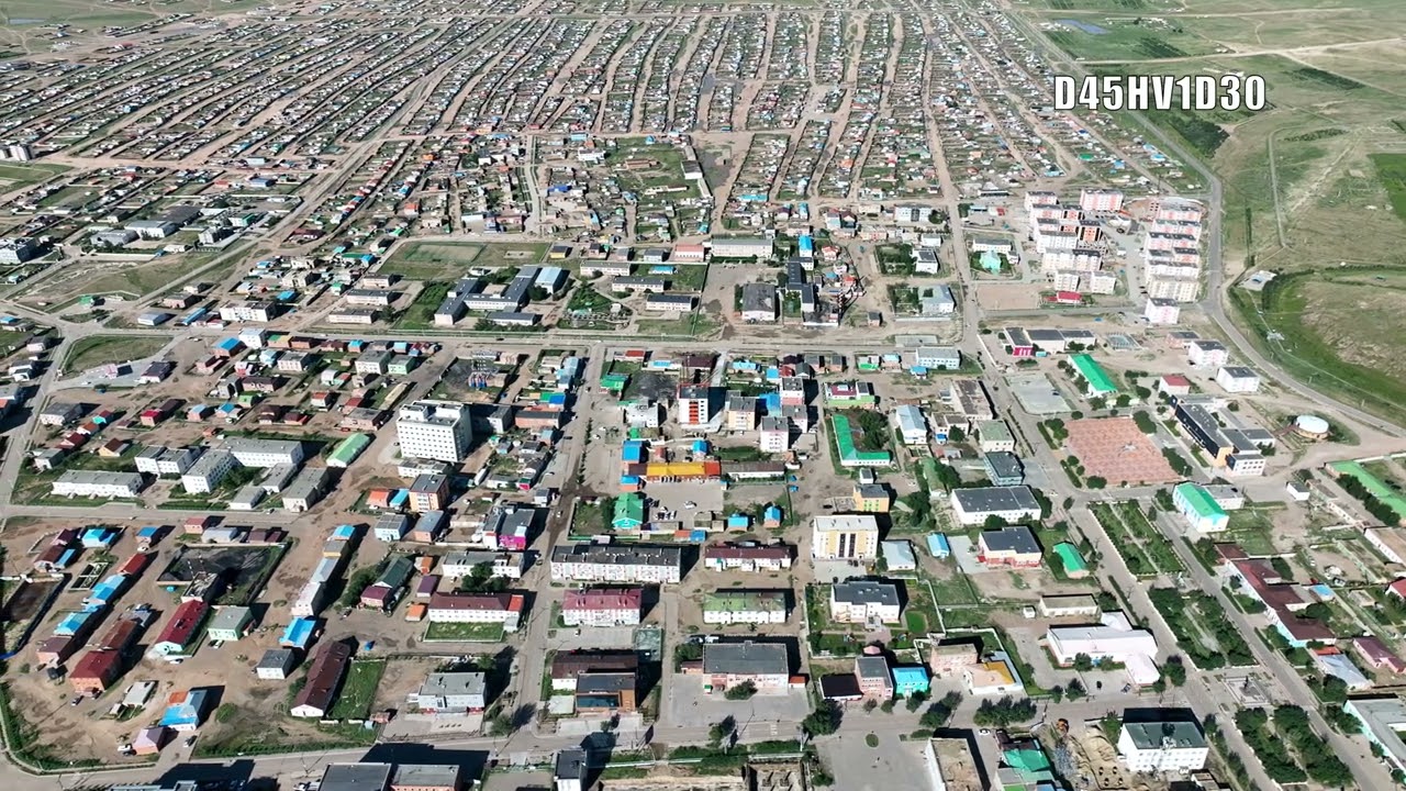 Dundgovi aimag - Mandalgovi hot - 4K drone / 2023-8-12