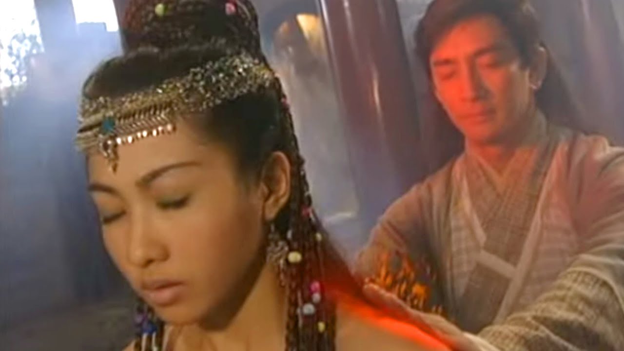 倚天屠龍記2000 | EP18 | 張無忌艷福無邊 幫趙敏除衫運功驅寒毒?!