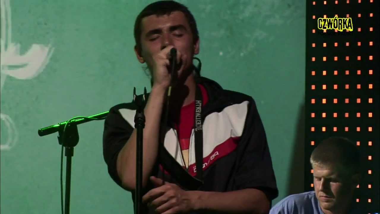 Star Guard Muffin - Ziemia obiecana (koncert live w Czw&oacute;rce)